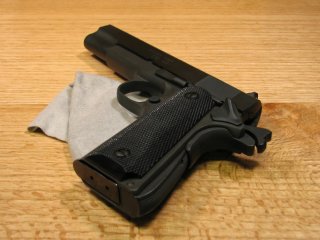 Shooter's Guide to the 1911 Shooter's Guide to the 1911